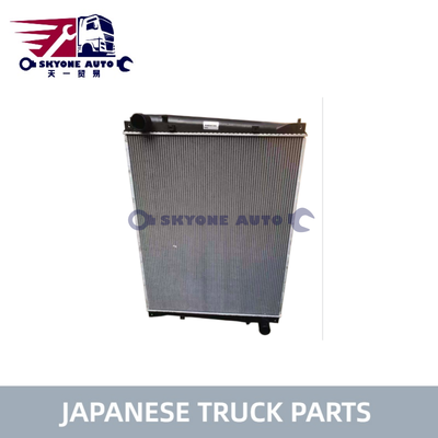 ISUZU CYZ52 6WG1 트럭 ISUZU 트럭 부품을 위한 일본 트럭 부품 라디에이터 8982168250 8-98216825-0