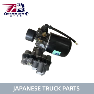 일본 트럭은 ISUZU CYZ51K 6WF1 6UZ1T 트럭 ISUZU 트럭 부품을 위한 공기 건조기 1481903680 1-48190368-0를 분해합니다